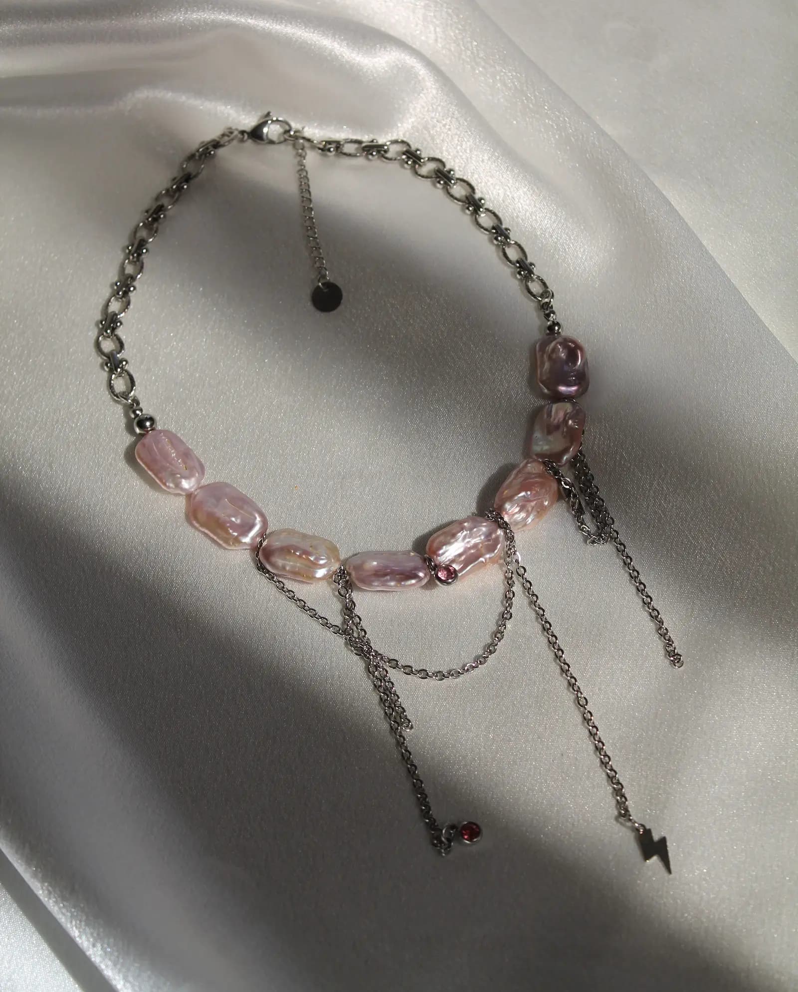 Siren Glow Necklace 4